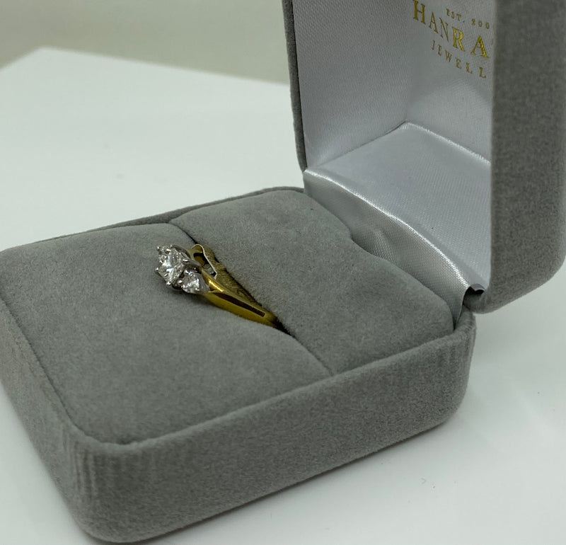 Diamond Stone Ring - 18ct Yellow Gold