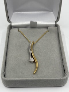 2- Tone Diamond Pendant - 18ct Yellow & White Gold